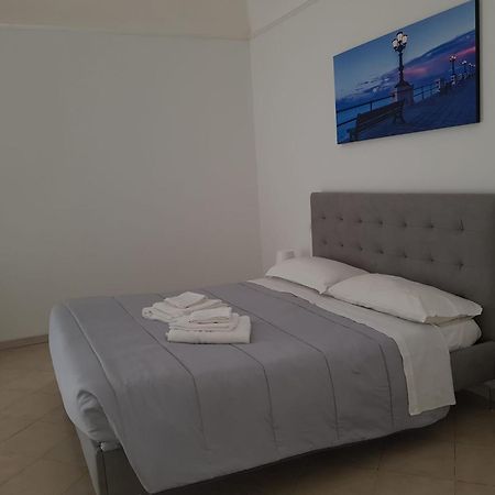 Di Fronzo Guest House A Triggiano Ngoại thất bức ảnh