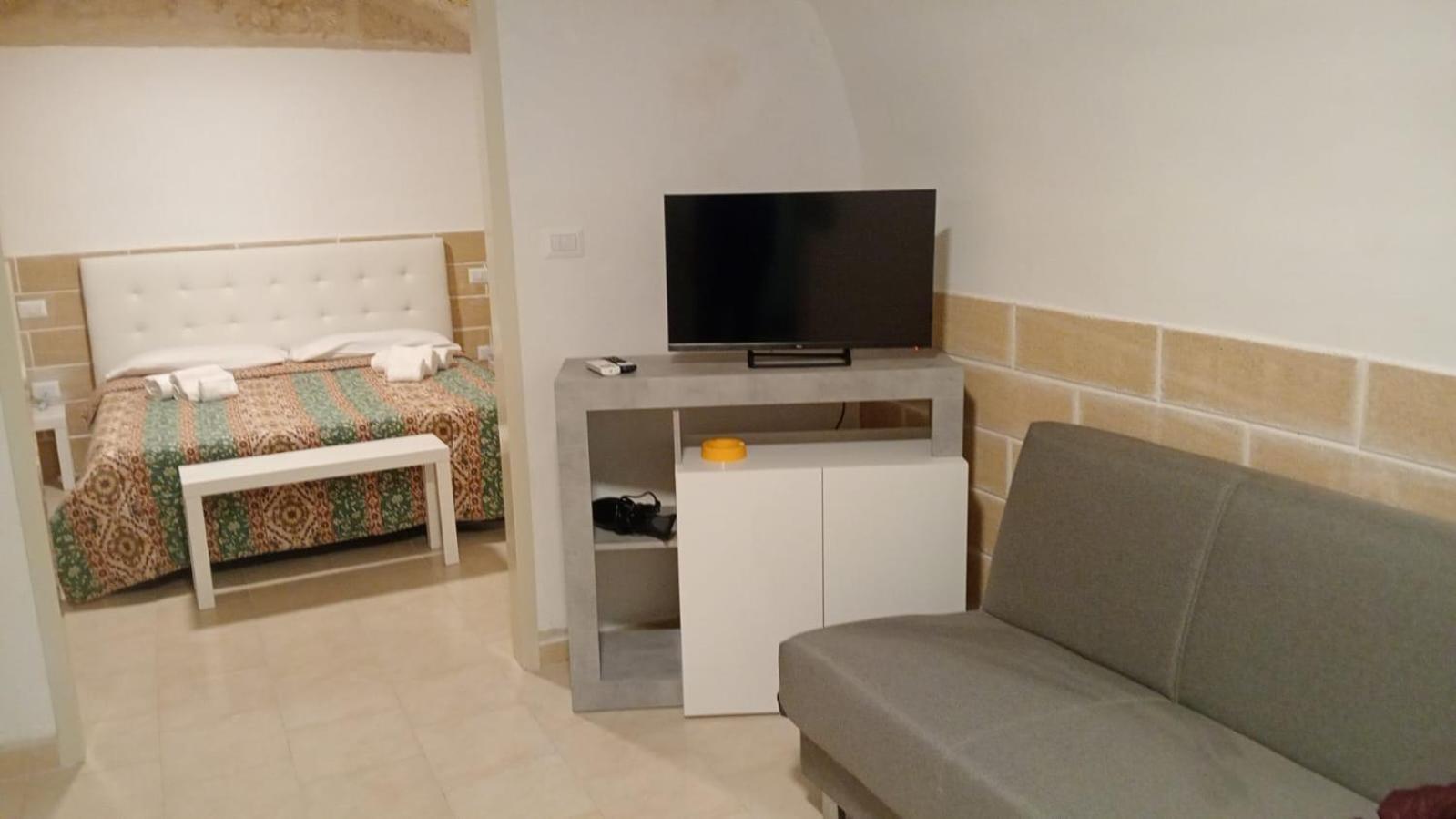 Di Fronzo Guest House A Triggiano Ngoại thất bức ảnh